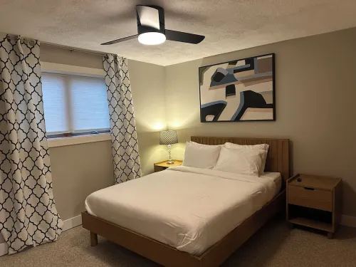 Private 3-Acre 4Br3ba w/Lake Access Off Wine Trail