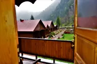 Akyuz Kardesler Hotel & Bungalow Hotels in Demirkapi