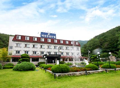 Baekyang tourist hotel