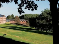 ماكدونالد هيل فالي هوتل ، جولف آند سبا فنادق في 