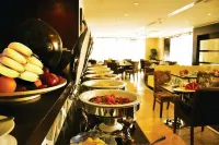 Kingsgate Hotel Abu Dhabi by Millennium - Bữa sáng