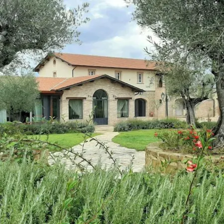 BORGO SANTE Country House