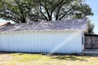 Walk to Texas Tech! Cozy Lubbock Gem w/ Patio - Homestays