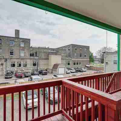 Bright Minneapolis Apartment - 1 Mi to Downtown! Others