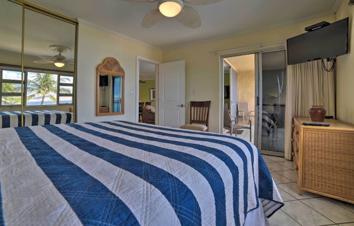 Beachfront Kihei Sanctuary w/ Lanai & Ocean Views!