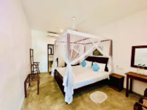 Beachfront Private Pool Villa Luxury Ocean Retreat - the White House