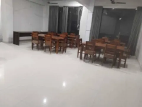 Hotel White Castle