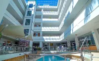 Hotel Sicarare - Pools