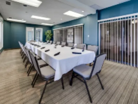 Heritage Inn Hotel & Convention Centre - Cranbrook Hotels in Cranbrook