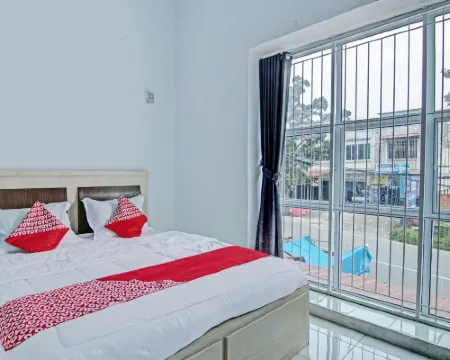 Hotel O Lestari Baru Syariah Near SMA Negeri 1 Salo Hotels in Kampar Regency