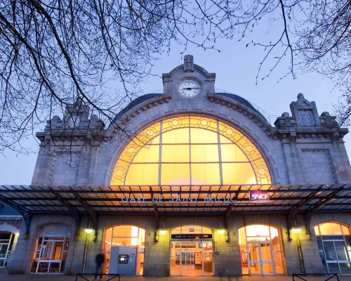 Ibis Styles Saint Brieuc Gare Centre Hotels in Saint-Brieuc