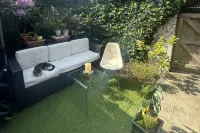 House - Sleeps 4 - Garden - Pets Ok - Parking - Bungalows