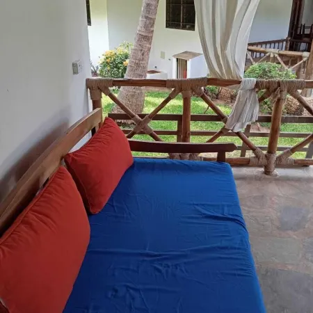 JOAHR VILLA