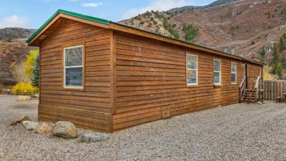 Glenwood Canyon Resort