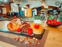 Hotel Consentido - breakfast