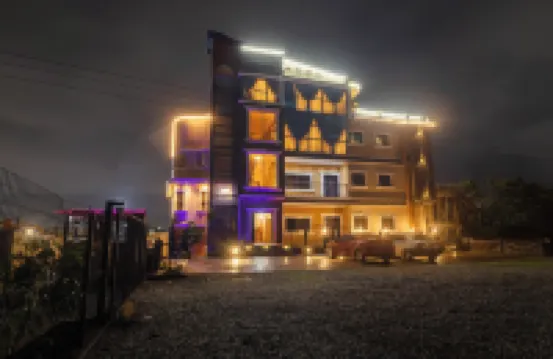 ควอดส์ วิลลา