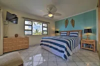 Beachfront Kihei Sanctuary w/ Lanai & Ocean Views! - 2-Star