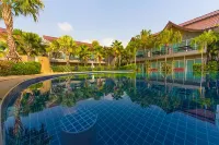 Taman Resort Hotels in Amphoe Wang Thong