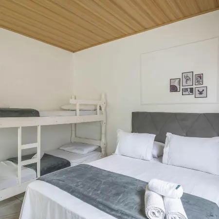 Complete House Just Minutes From the Beach Jcs0874