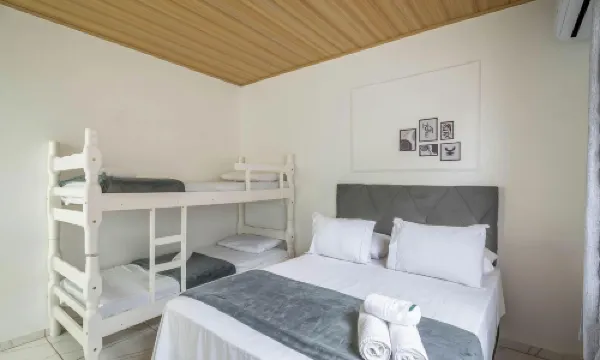 Complete House Just Minutes From the Beach Jcs0874