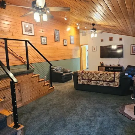 Valdez Home - Fishing and Mountain Adventures