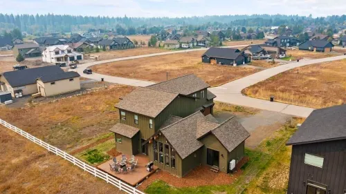 Brand New 3600 SF 3-Primary Suite Mountain Getaway