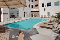 Hyatt House Irvine/John Wayne Airport - Rooftop Pools
