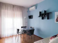 Cozy studio near beach with pool - 2星級