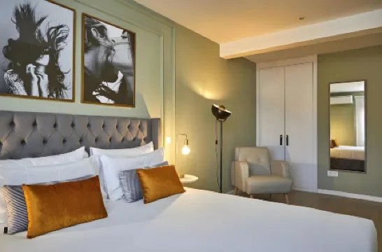 แอล แอนด์ เอช เลา ลาตินา