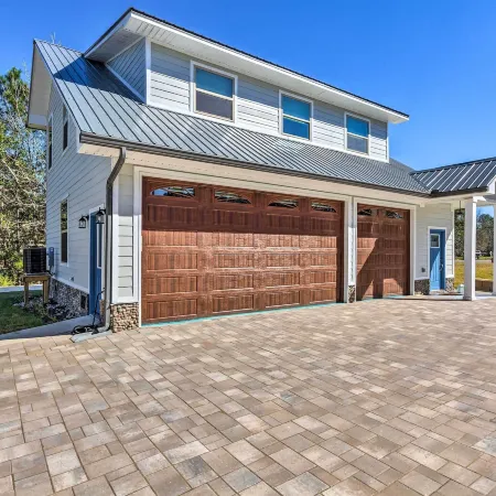 East Bay Vacation Rental w/ Dock!