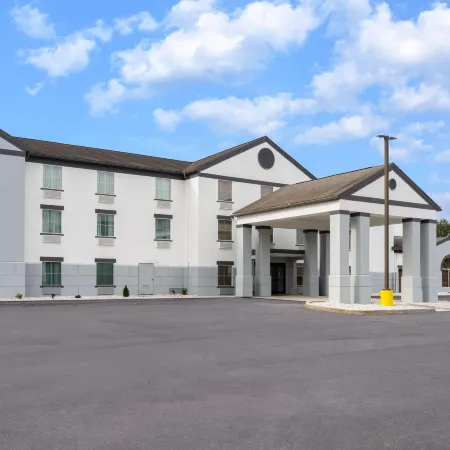 Wingate by Wyndham Clearfield