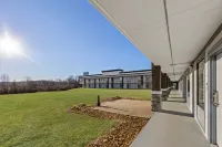 HomeTowne Studios by Red Roof Athens, TN - 3 étoiles