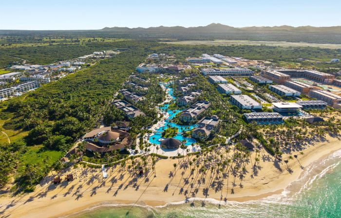 Wyndham Alltra Punta Cana All Inclusive Resort
