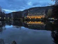 Hotel du Lac - Pysäköinti