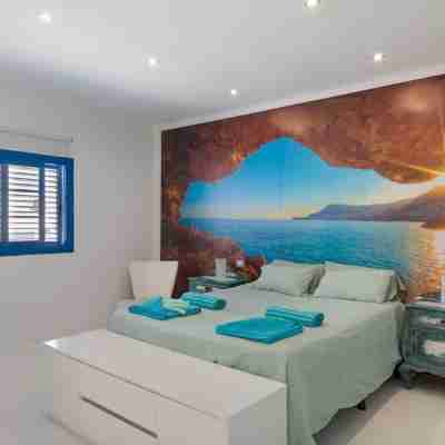 Villa LunaMoon Rooms