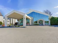 Auberge Québec Hoteles cerca de Centro comercial Laurier Québec