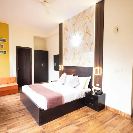Nandan Retreat