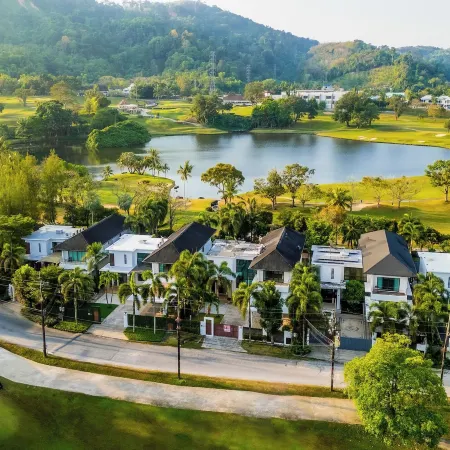 The Par Phuket Отели рядом с достопримечательностью «Ват Кетхо Пхукет»
