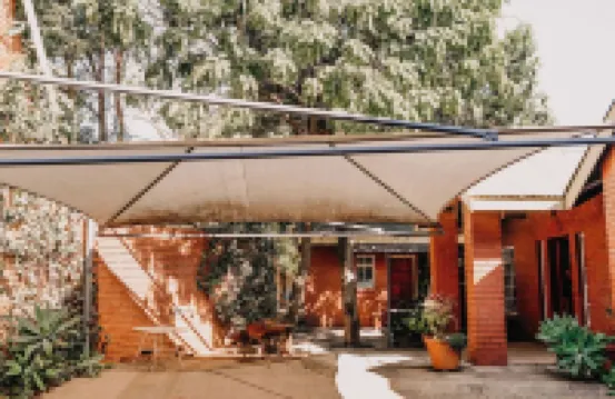 라 로나 호스피탈리티 서비스