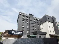 Yongin Film 37.2 โรงแรมใกล้สวนทะเลสาบทงแพค