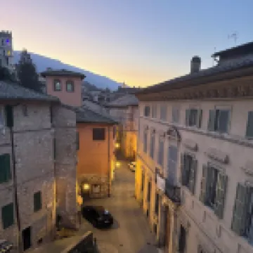 ริฟเลสโซ - ลักซ์ & ชาร์ม อิน อัสซีซี