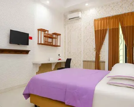 Tripletree Novon Family Hotel Hotels in Blimbing