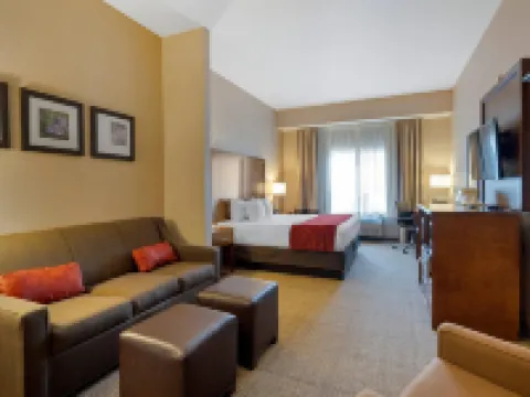 Comfort Suites Anchorage International Airport Hotels in Anchorage