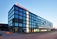 Hilton Garden Inn Zurich Limmattal - 4 estrellas