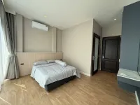 House near Suvarnabhumi Airport - Hot Tub