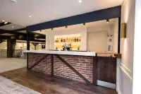 Stirrups Hotel - bar