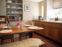 Newstead Farmhouse