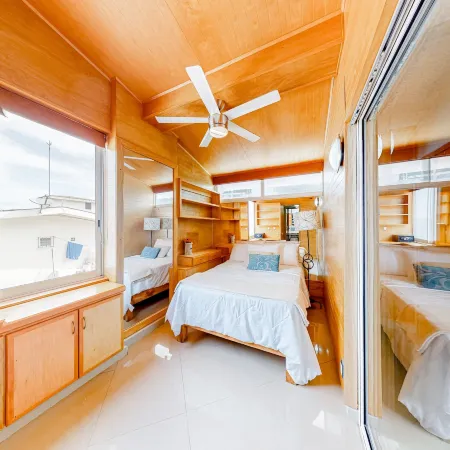 Central Puerto Vallarta Condo With Pool, Ocean Views & Fast Wifi - Walk to Beach