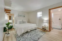 3 Mi to Silver Dollar City! Family Getaway w/ Pool - 3-Star
