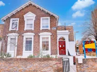Peckham Rooms Hotel by Belvilla Hotels near Peckham